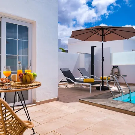 Сasa de vacaciones Marina Oasis-private Pool, Air-con, Sat Tv